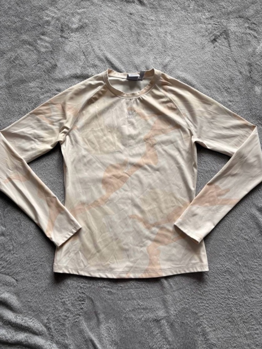 Adidas Originals Camo Long Sleeve Top Youth Girls Size M 12-14 Beige Stretch